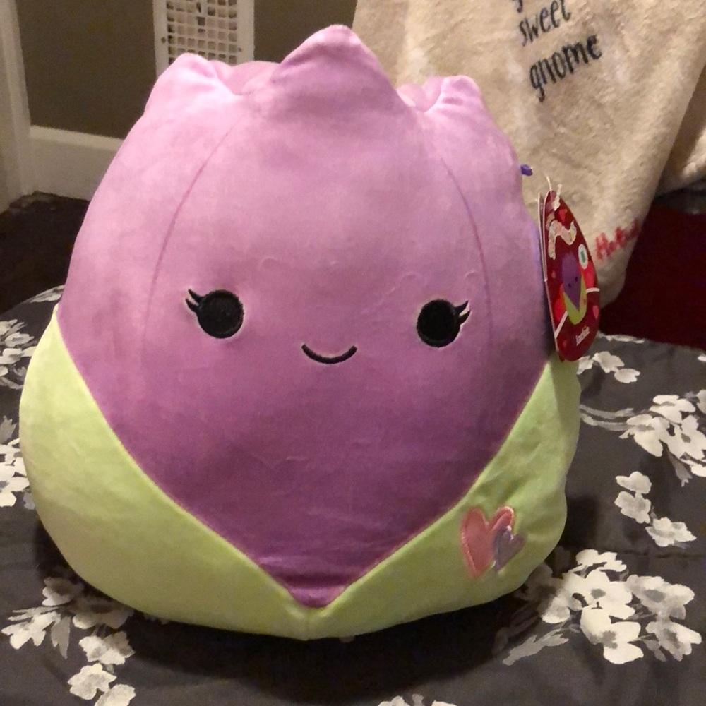 Jackie The Tulip Squishmallow